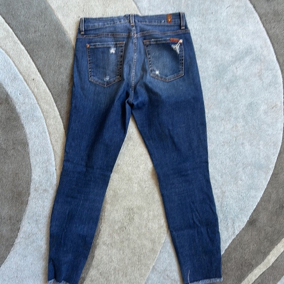 High waist ankle length distressed denim - Picture 3 of 3